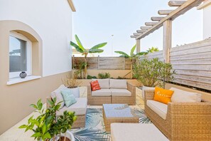 Terrace/patio - Large apartment with jacuzzi and 55m2 terrace (BAYONNE)