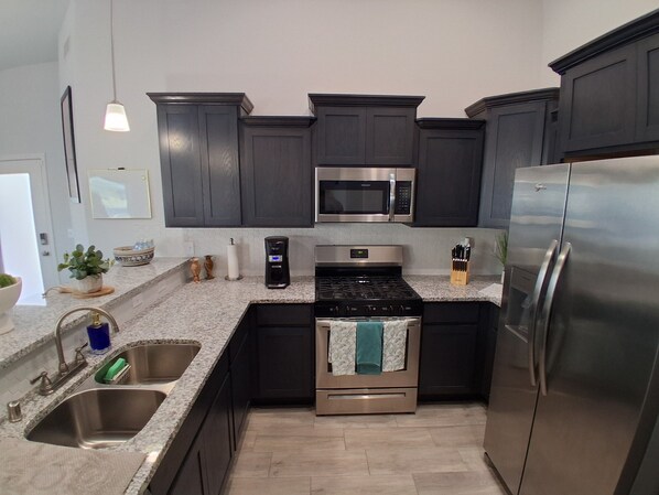 Microwave, oven, stovetop, dishwasher