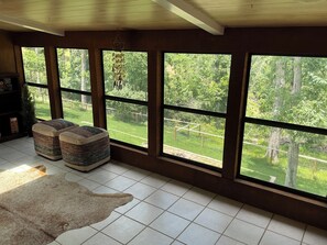 Interior - Lorel’s-Lake Area; Fenced for PETS; Mins to Downtown Rogers-Marina-Bike Trails (Little Flock)