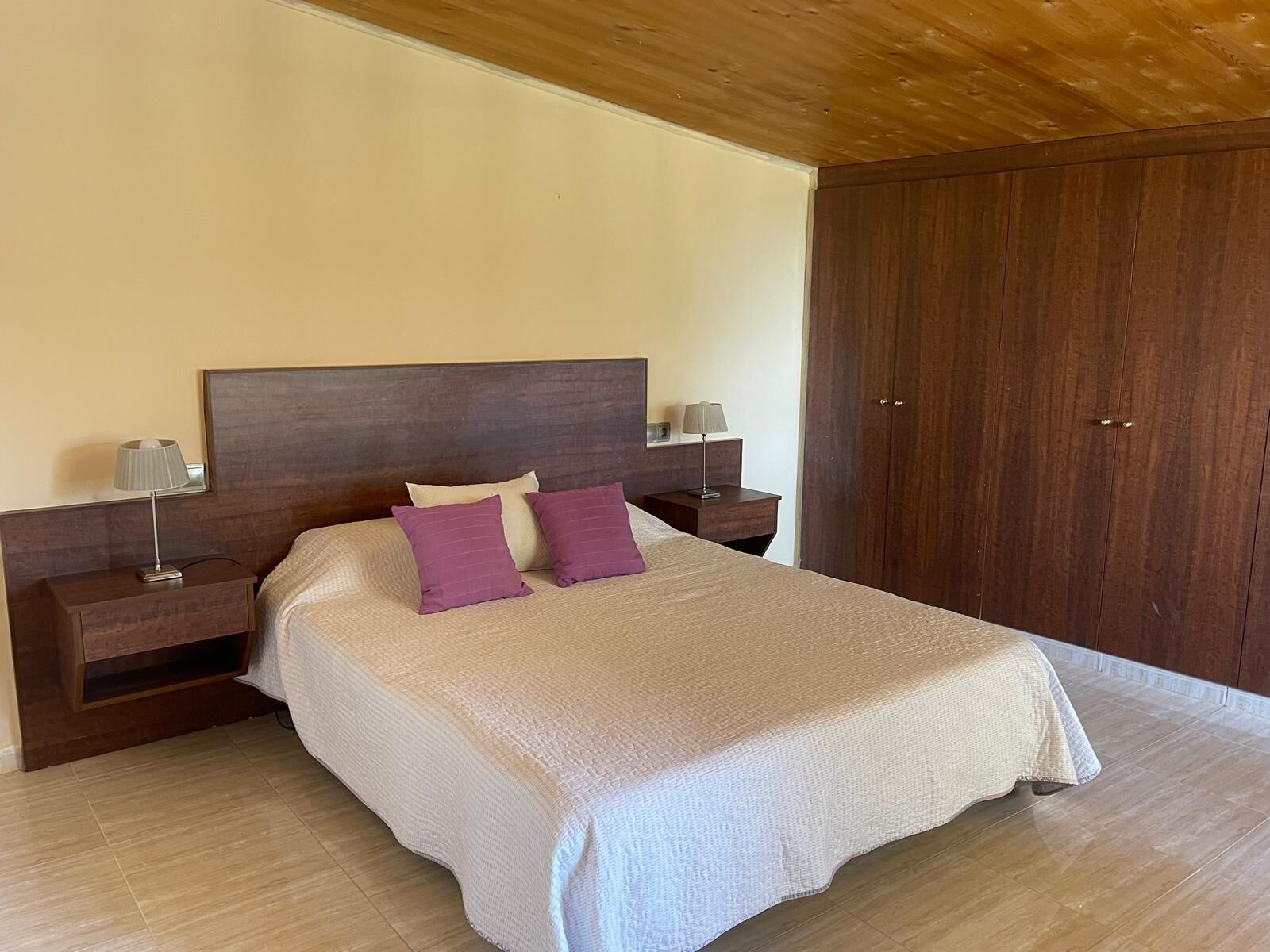 6 chambres, Wi-Fi