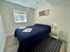 2 habitaciones, tabla de planchar con plancha y wifi gratis