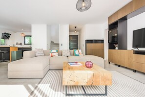 Smart-tv, bøger, computerskærme, printere