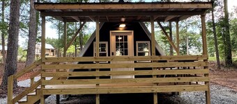 Cozy A-frame cabin just 1/4 mile from Lake Hartwell - perfect for anglers