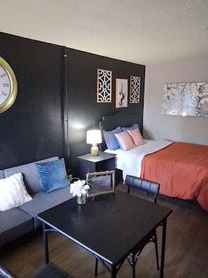 1 chambre, Wi-Fi gratuit, draps fournis