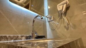 Apartment, 1 Bedroom, Accessible, Smoking | Bathroom - 204 Al-najeh JRE Apartments For Rent ave (Amman)