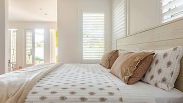 1 bedroom, WiFi (free), bed sheets