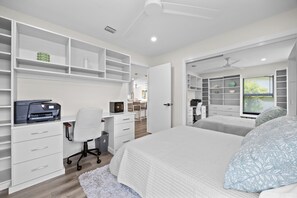 4 bedrooms, iron/ironing board, WiFi, bed sheets