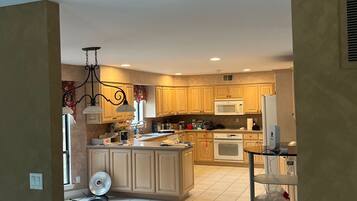 Microwave, oven, stovetop, dishwasher