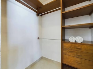 Departamento, 1 habitación, con acceso para personas discapacitadas, balcón | Interior