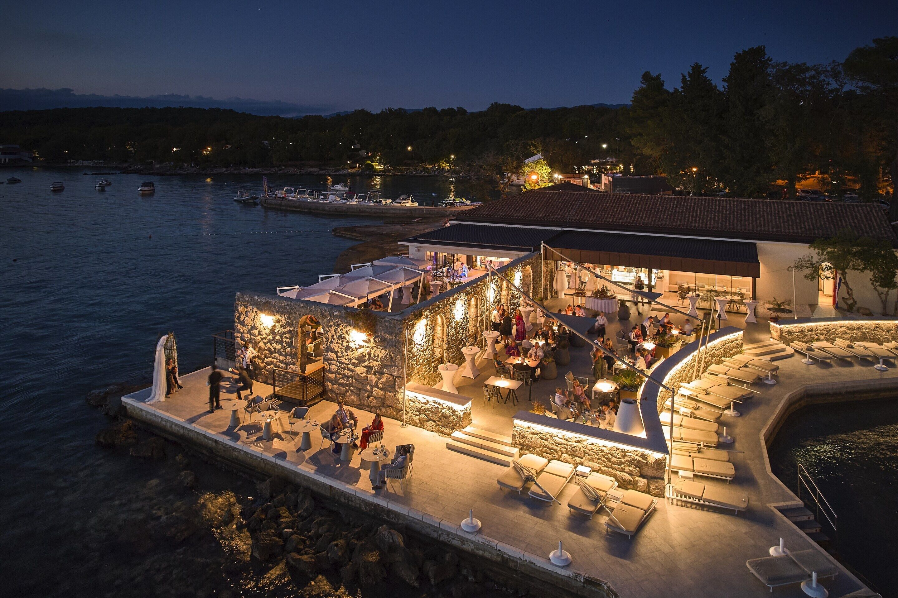 Mobile Home | Exterior