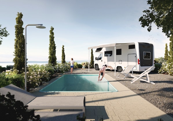 Mobile Home | Pool | Outdoor pool