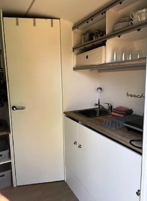 Mobile Home | Private kitchen