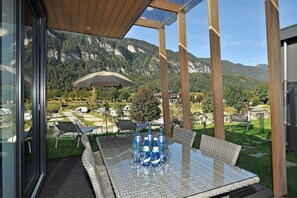 Mobile Home | Balcony