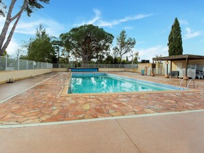 Mobile Home | Pool | Outdoor pool