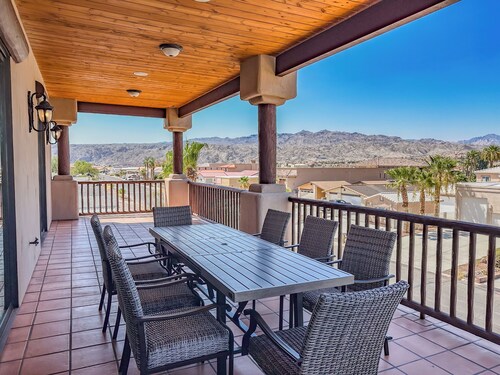 Snowbirds Welcomed! Game Room - BBQ - Beautiful River Views