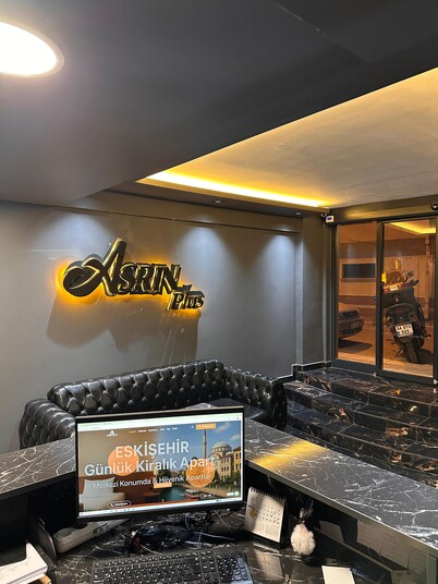 Şehrin Merkezinde 1+1 Asrın Konforu