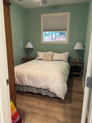 1 室のベッドルーム、WiFi、ベッドシーツ