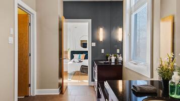 4 bedrooms, desk, iron/ironing board, travel cot