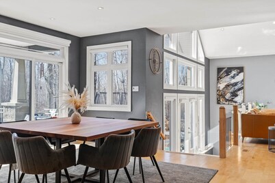 Ottawa`s Finest Mansion!