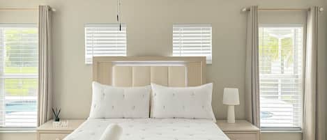 4 bedrooms, iron/ironing board, WiFi, bed sheets