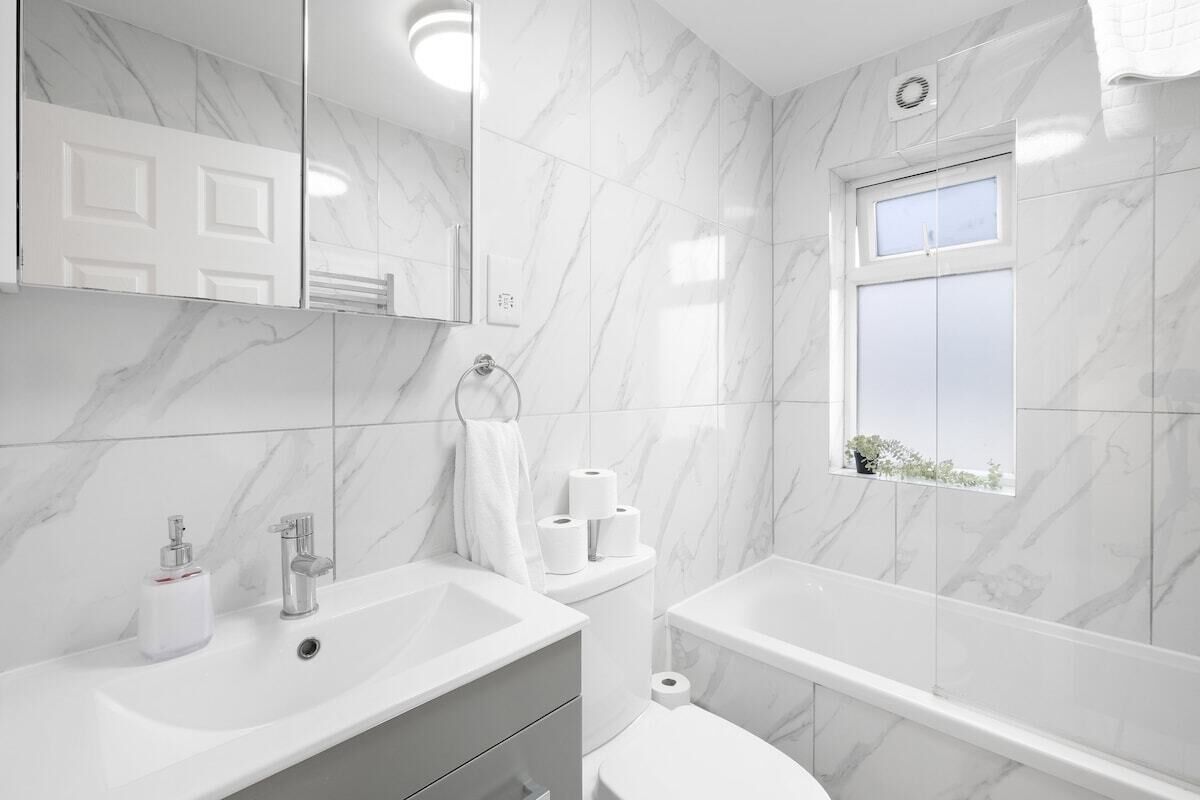 Shower, hair dryer