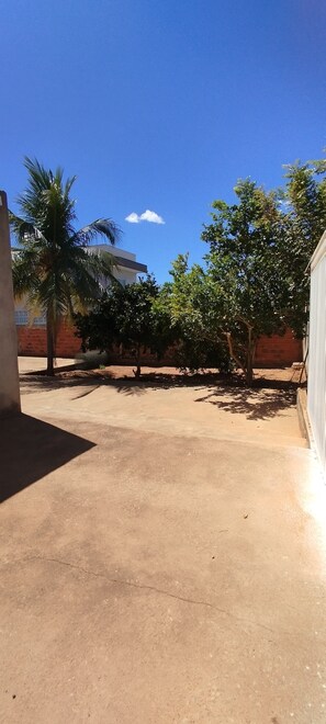 Property grounds - Cozy house in São Raimundo Nonato, Piauí, land of Serra da Capivara (São Raimundo Nonato)