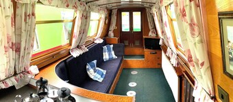 Stone - Boat - Sleeps 8 - Pet Friendly-85ws