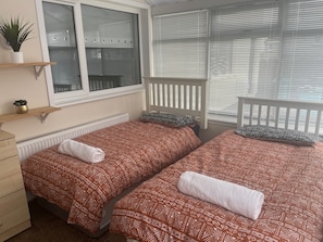 3 bedrooms, WiFi, bed sheets