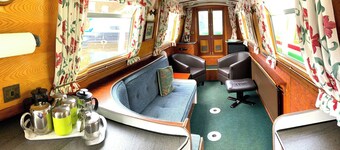 Stone - Boat - Sleeps 6 - Pet Friendly - 85ws