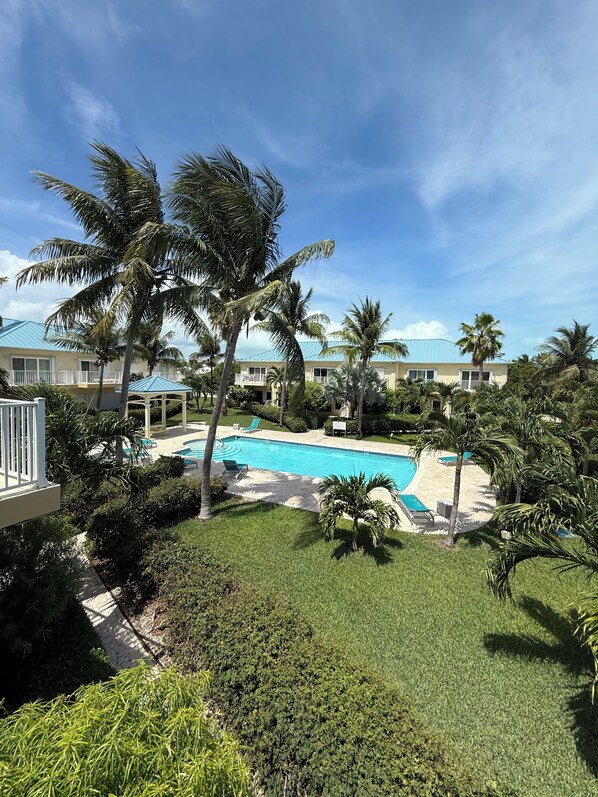 Alberca al aire libre 