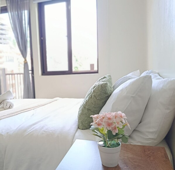 1 bedroom, WiFi, bed sheets