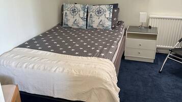 3 間睡房、熨斗/熨衫板、免費 Wi-Fi、床單