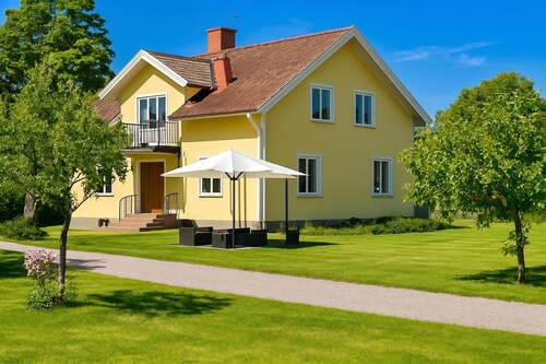 Scenic By The Sea Patterdale Apartment 1, Gamleby, Sweden