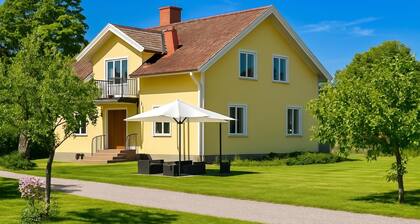 Scenic By The Sea Patterdale Apartment 1, Gamleby, Sweden