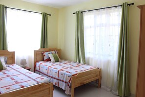 Apartment, 2 Schlafzimmer, Balkon, Poolblick