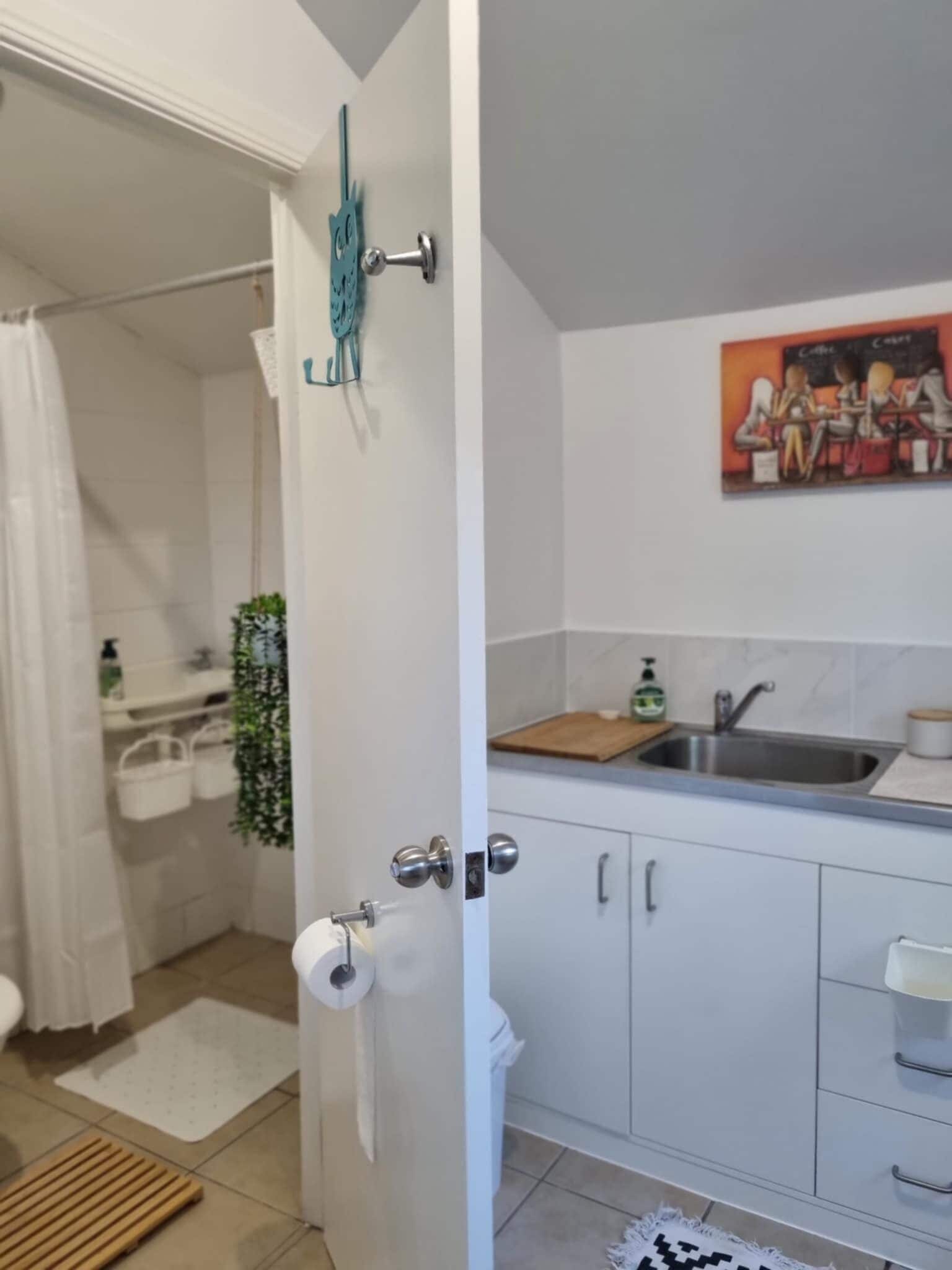 Dusche, Handtücher, Seife, Toilettenpapier