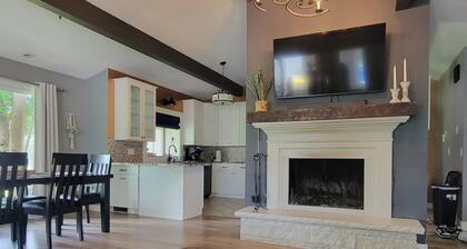 West Sioux Falls Retreat - private 3-bedroom acreage with pool