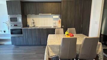 Microwave, oven, dishwasher