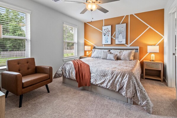 4 bedrooms, desk, iron/ironing board, travel cot