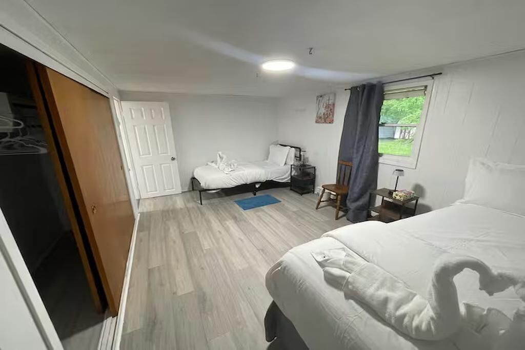 2 間睡房、熨斗/熨衫板、Wi-Fi、床單