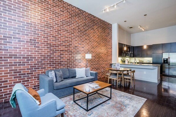 Exterior - Rose at the Millennium - Stylish 1 BR in Houston (Houston)