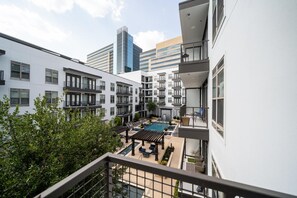 House | Exterior - Unwind at Cityline - Premium 1BR in Dallas (Plano)