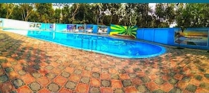 Piscine extérieure
