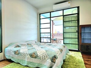 Classic-Ferienhaus, Flussblick