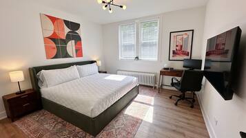 2 bedrooms, desk, iron/ironing board, free WiFi