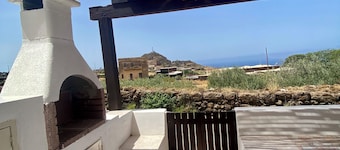 Scauri Borgothe heart of Pantelleria