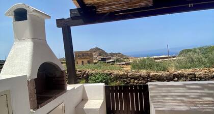 Scauri Borgothe heart of Pantelleria