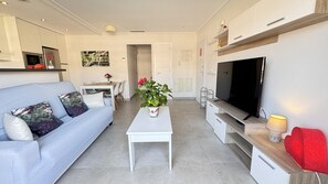 Living room - Modern Home Near Playa Flamenca (Torrevieja)