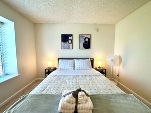 4 bedrooms, WiFi, bed sheets