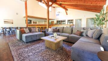 Smart TV, table tennis, books